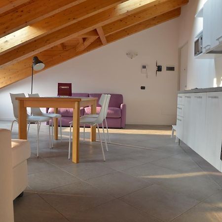 Cece' Dependance Apartment Lecco Phòng bức ảnh