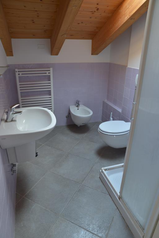 Cece' Dependance Apartment Lecco Phòng bức ảnh