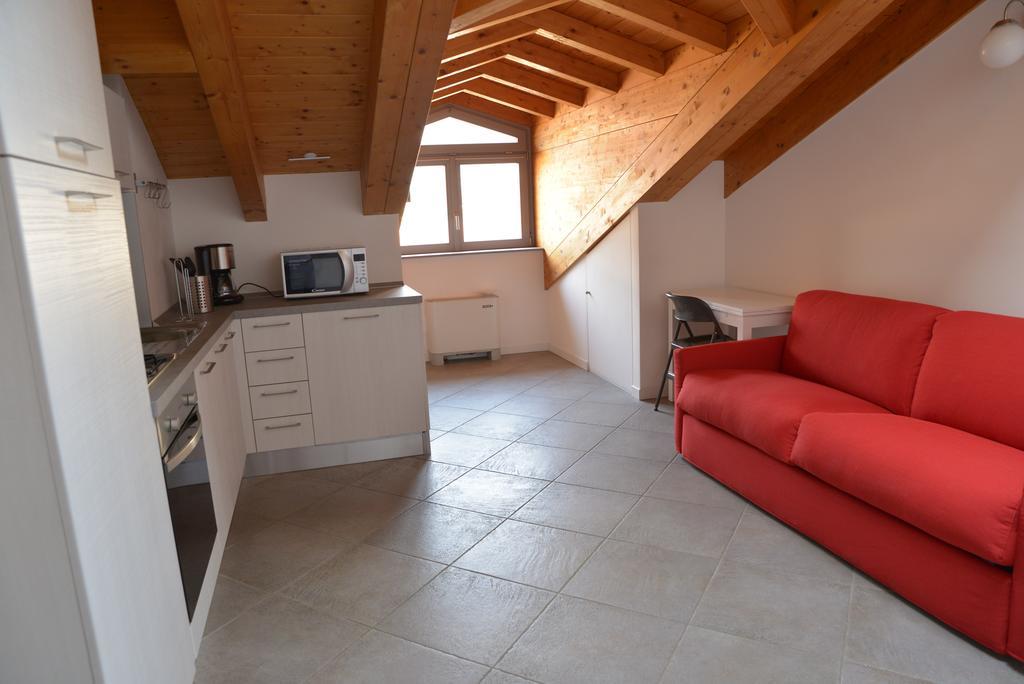 Cece' Dependance Apartment Lecco Phòng bức ảnh